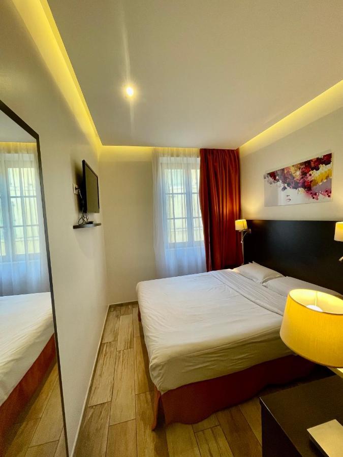 Central Hotel Nimes Ngoại thất bức ảnh